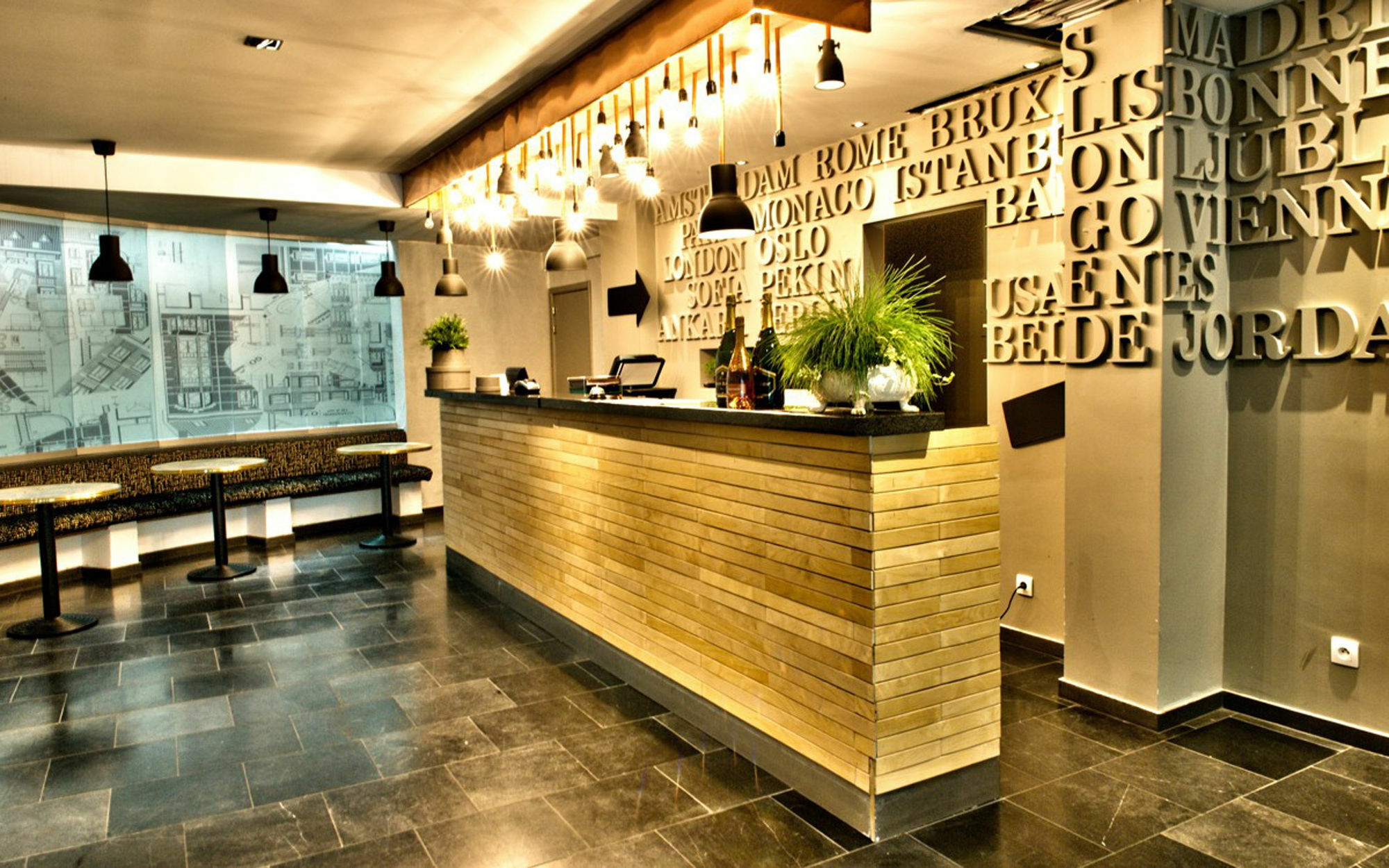 Hotel Aviation Saint-Gilles Εξωτερικό φωτογραφία